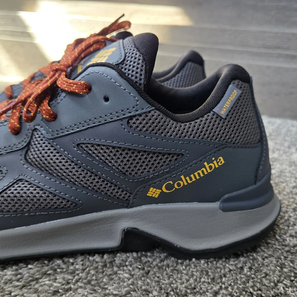 Columbia Men's Vitesse Fasttrack Waterproof Hiking Shoe NEW size 10 WIDE